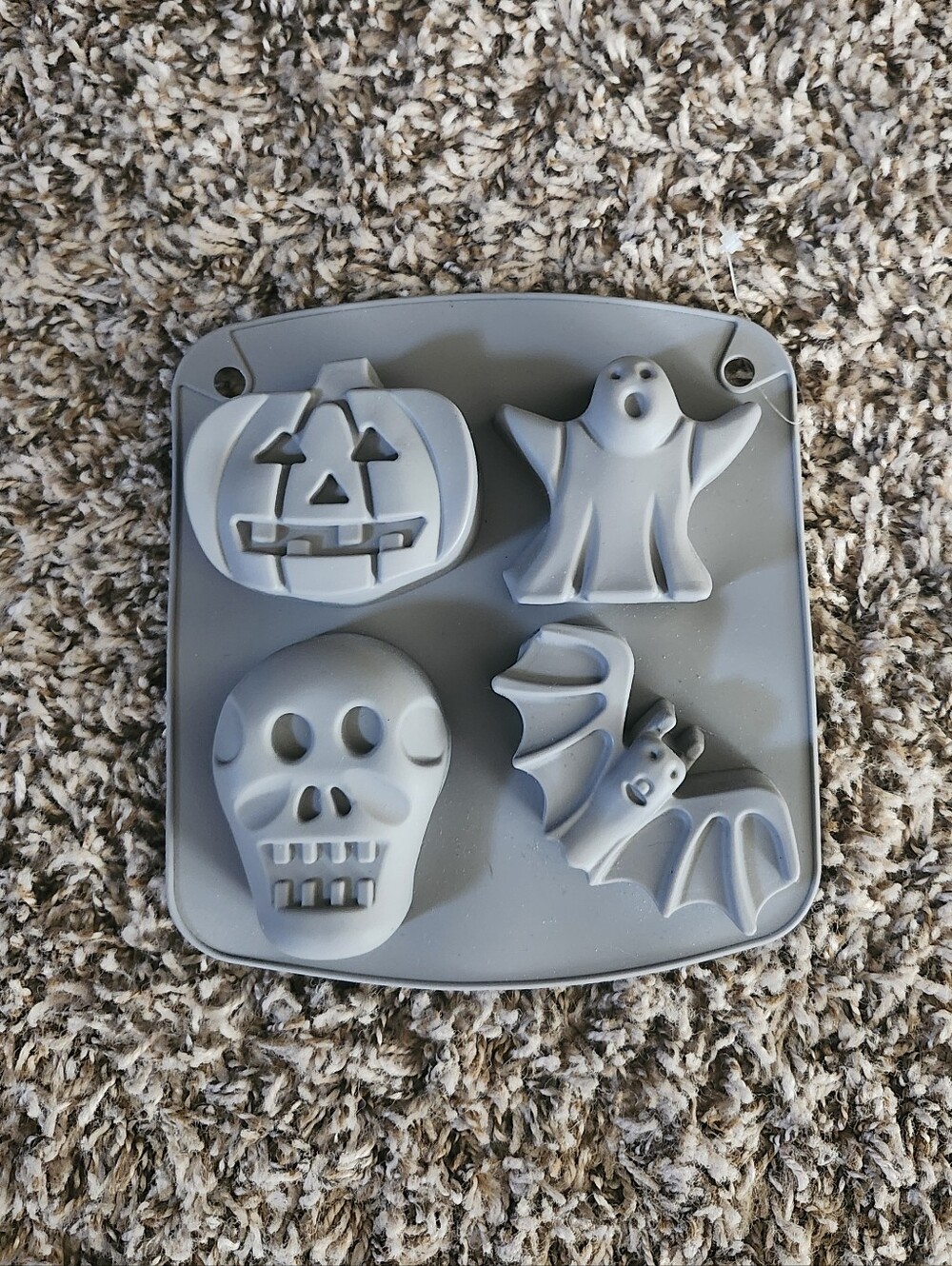 Silicone Halloween Mold Pumpkin, Ghost, Skull & Bat Jello Baking Etc